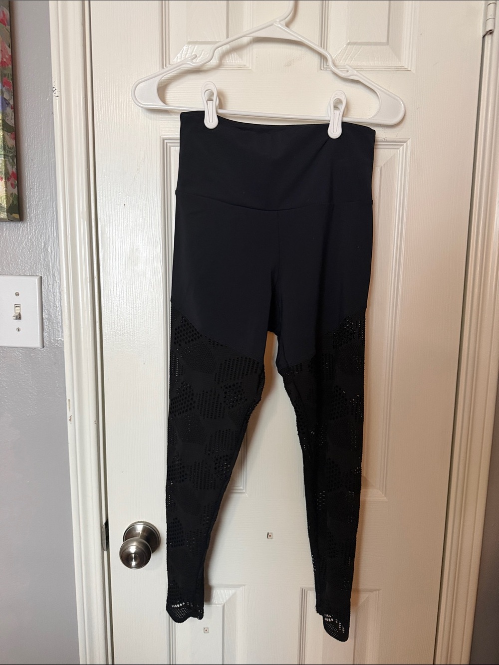 Onzie Black High-Waisted Leggings with Laser-Cut Detail